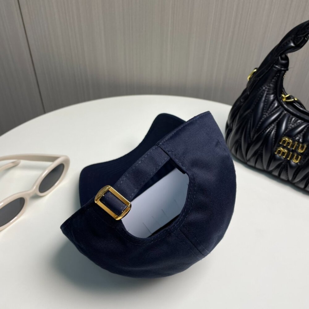 Celine's new classic fashion baseball cap - Picture 3 of 9